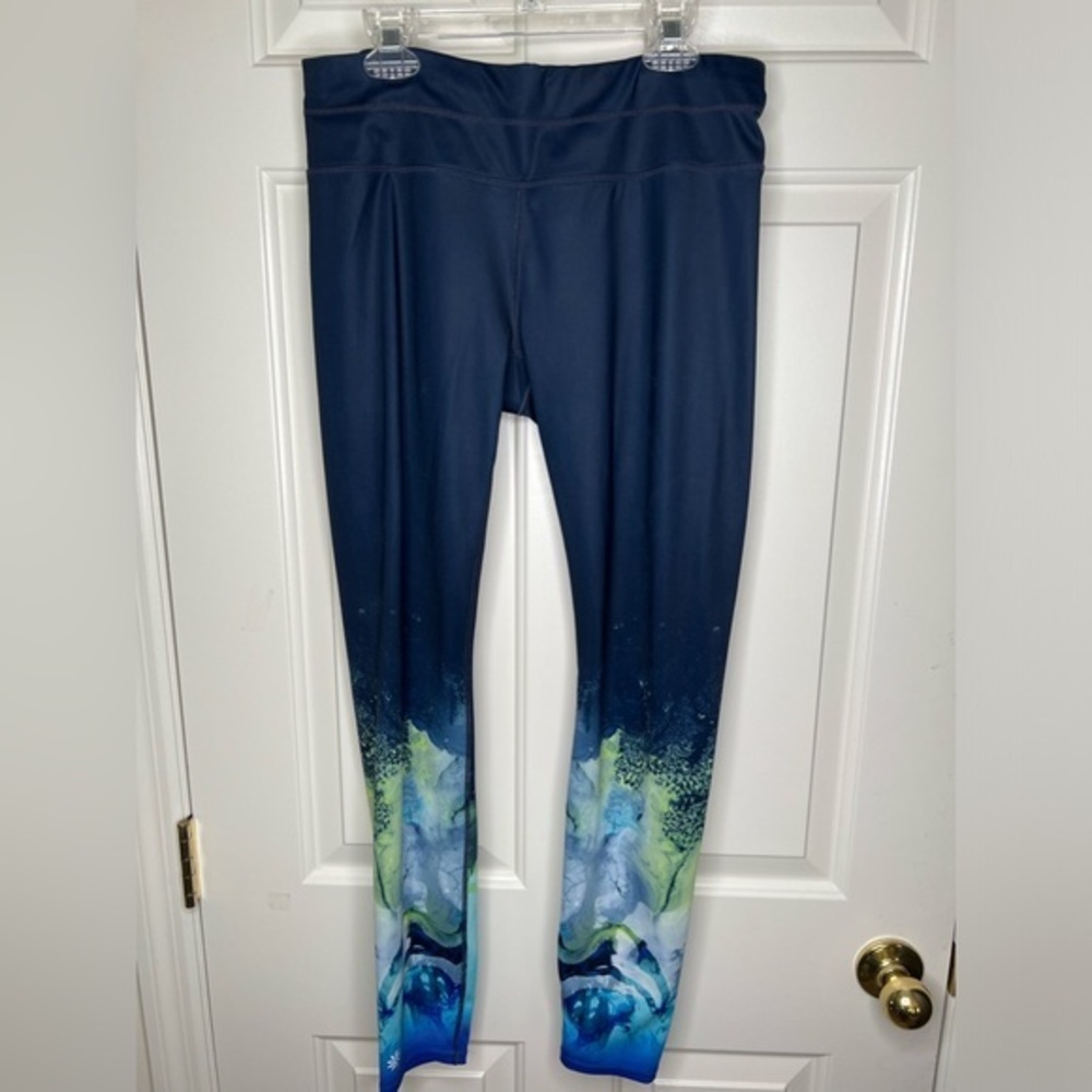Athleta Leggings, size Medium
